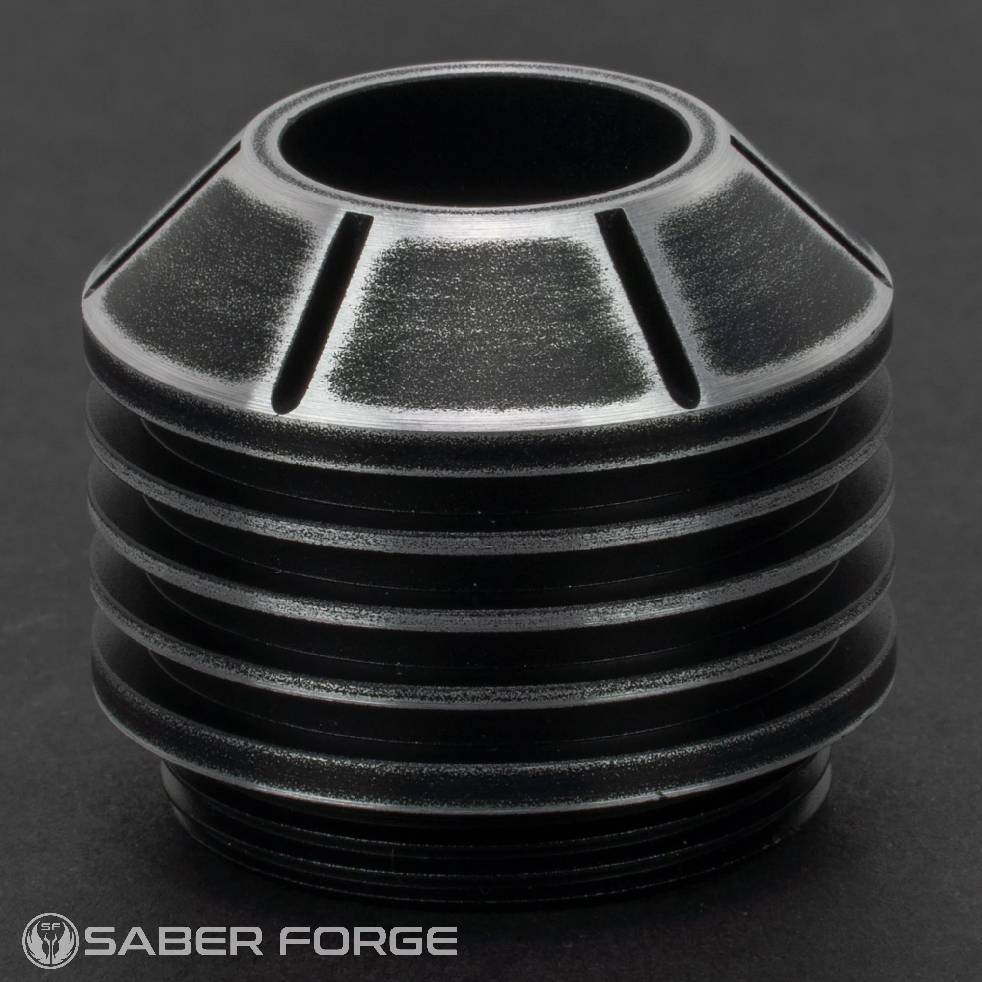 04 Pommel - Image 3