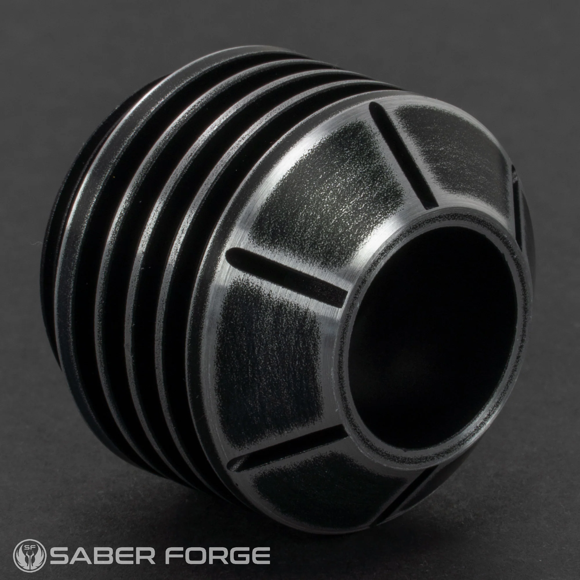 04 Pommel - Image 4