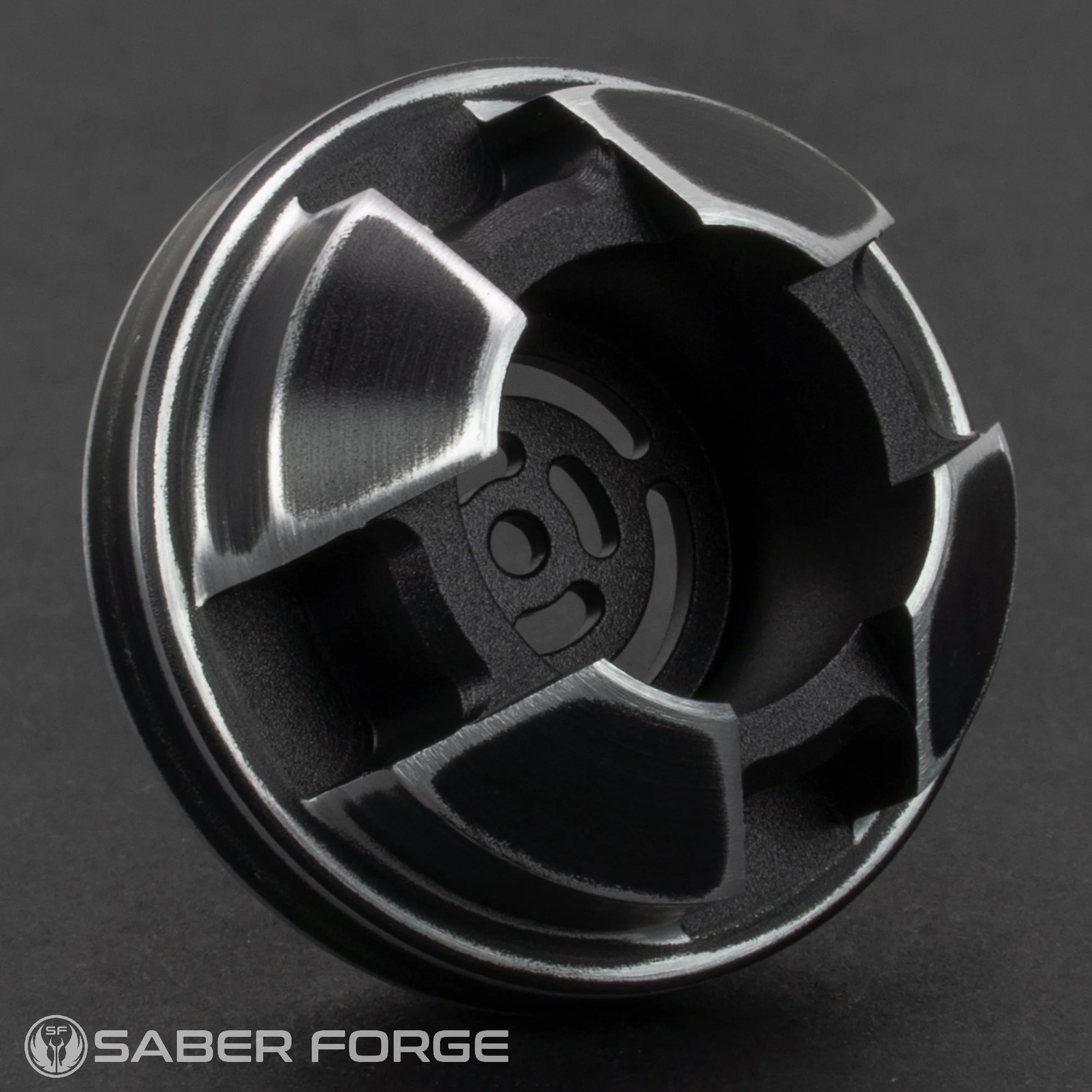 09 Pommel - Image 4