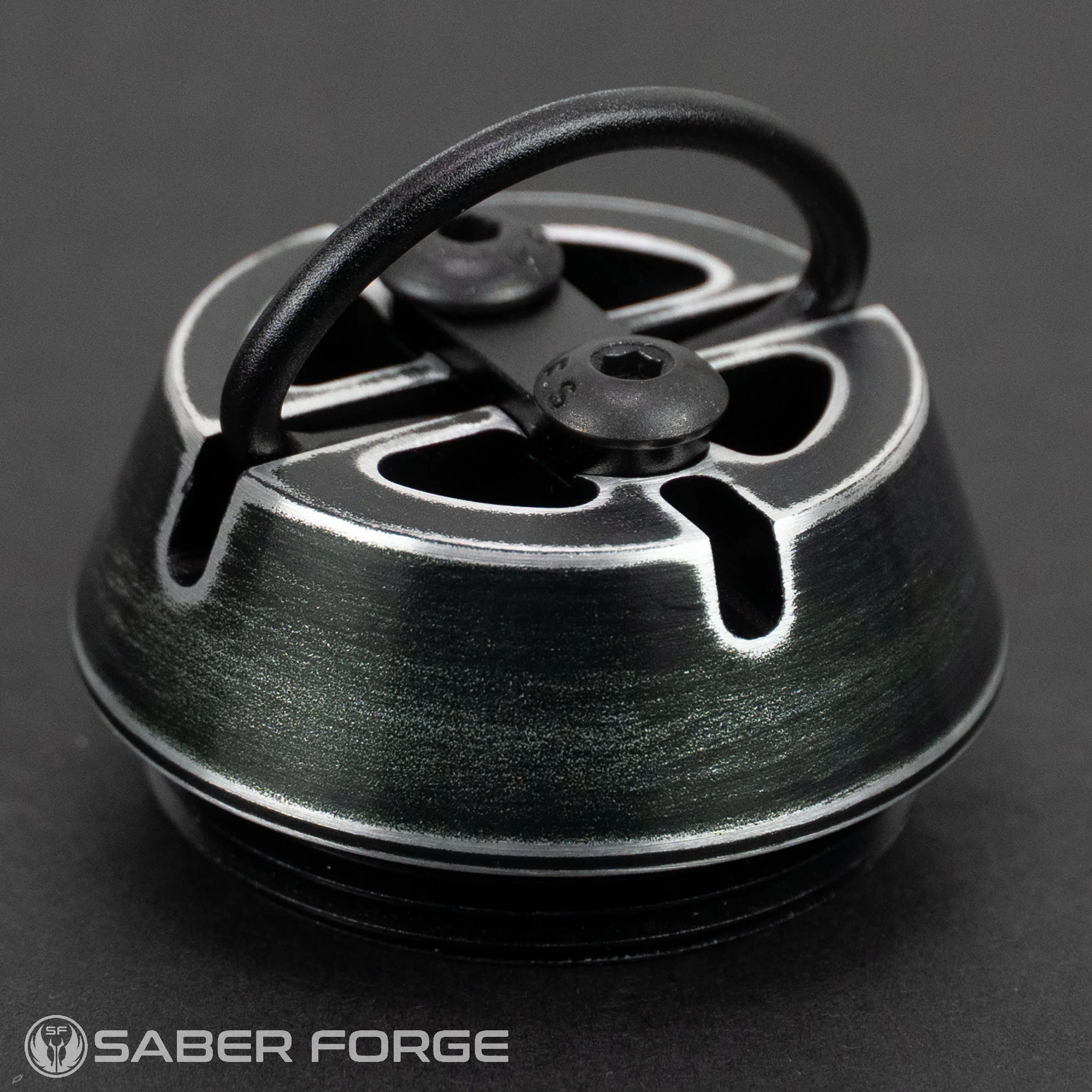 17 Pommel - Image 3