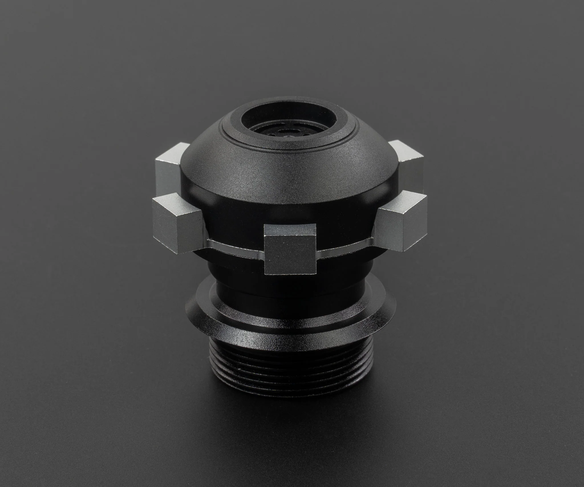 Avenger Pommel