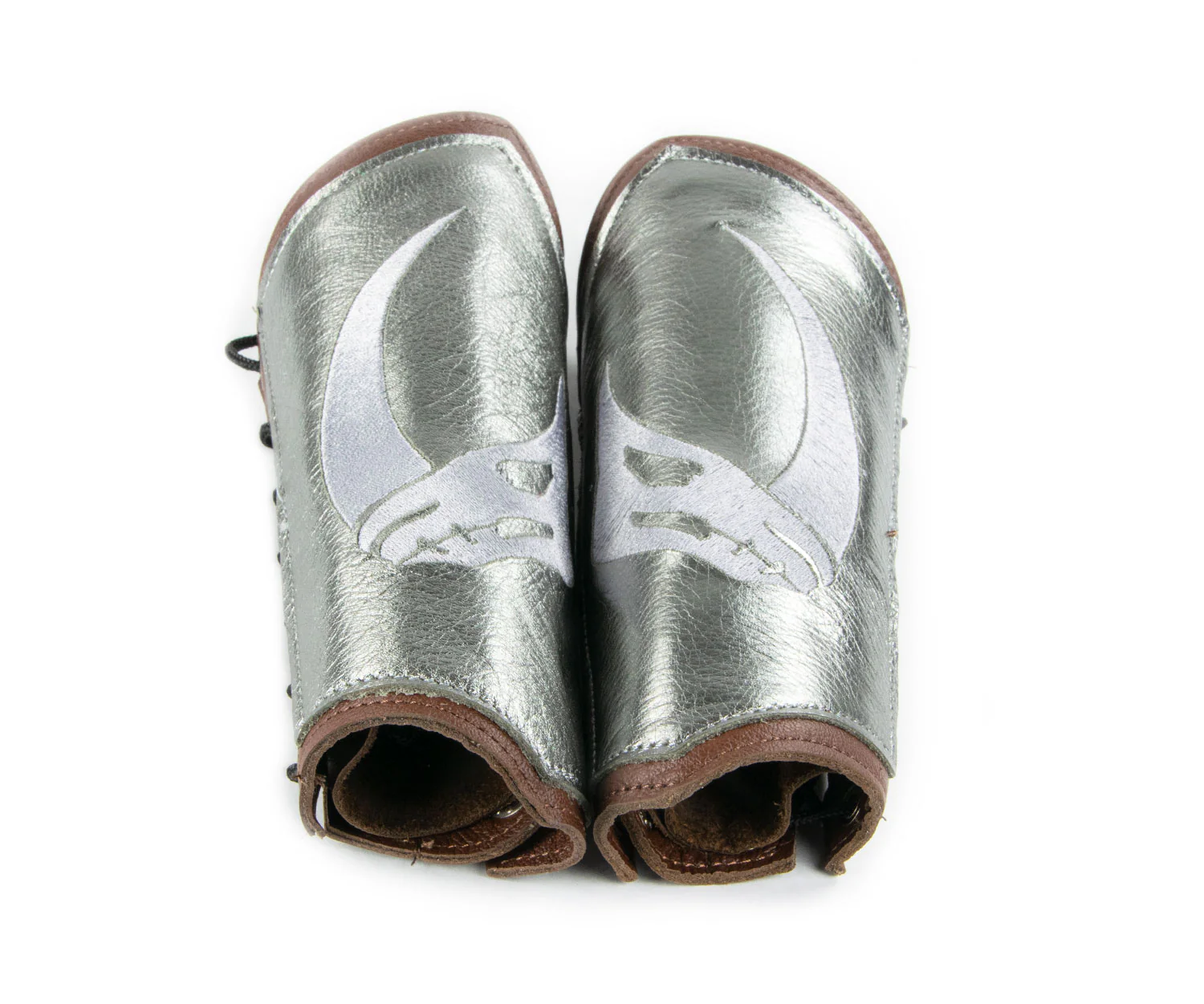 Star Rhino Leather Bracers - Image 2