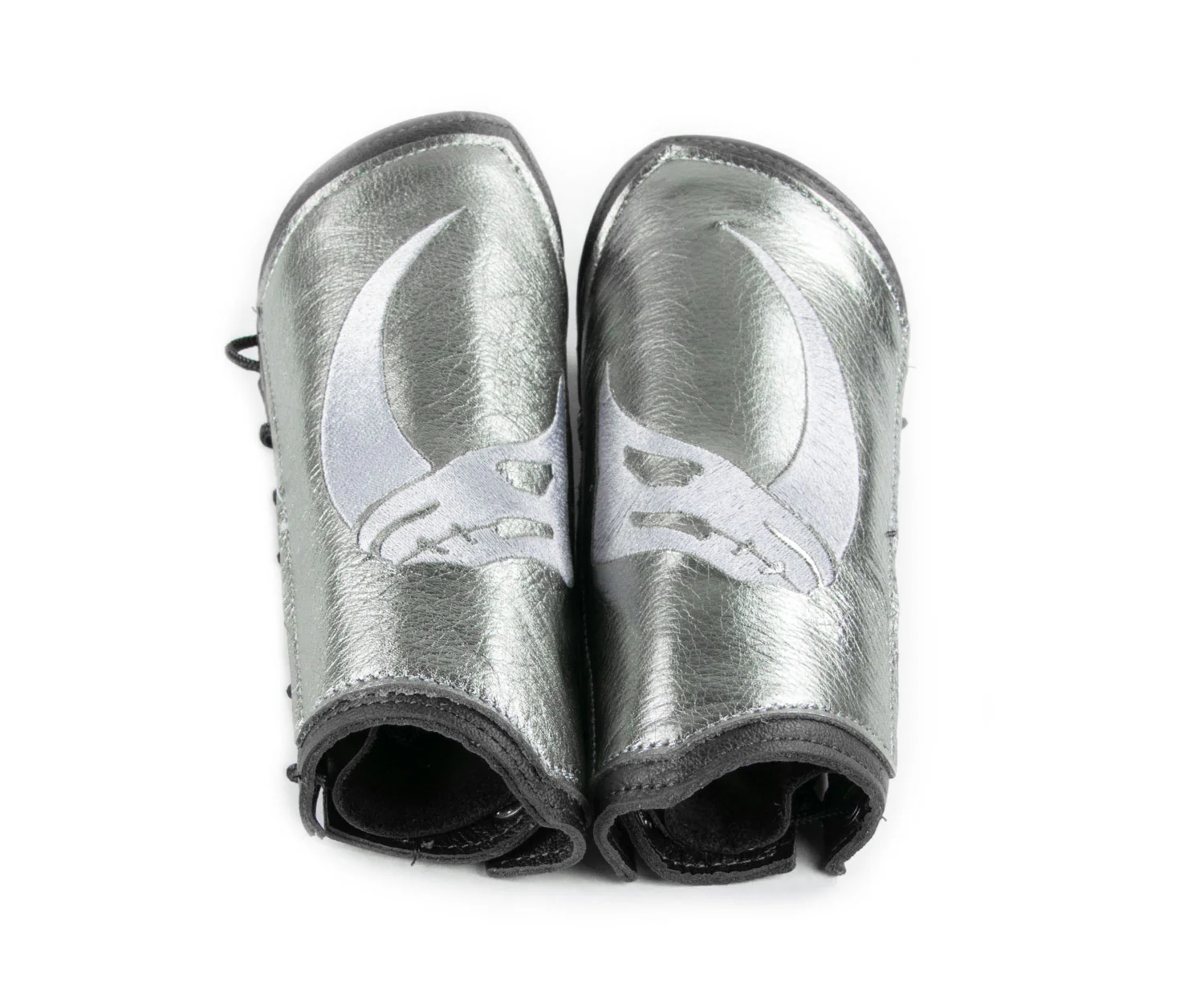 Star Rhino Leather Bracers - Image 5